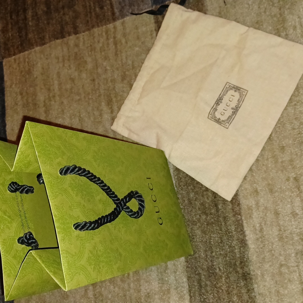 Gucci shopping Bag